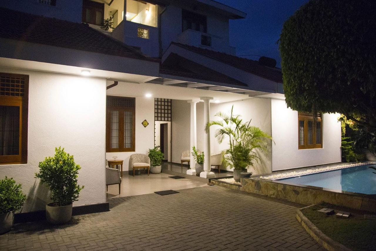 Suriya Arana Negombo Exterior foto